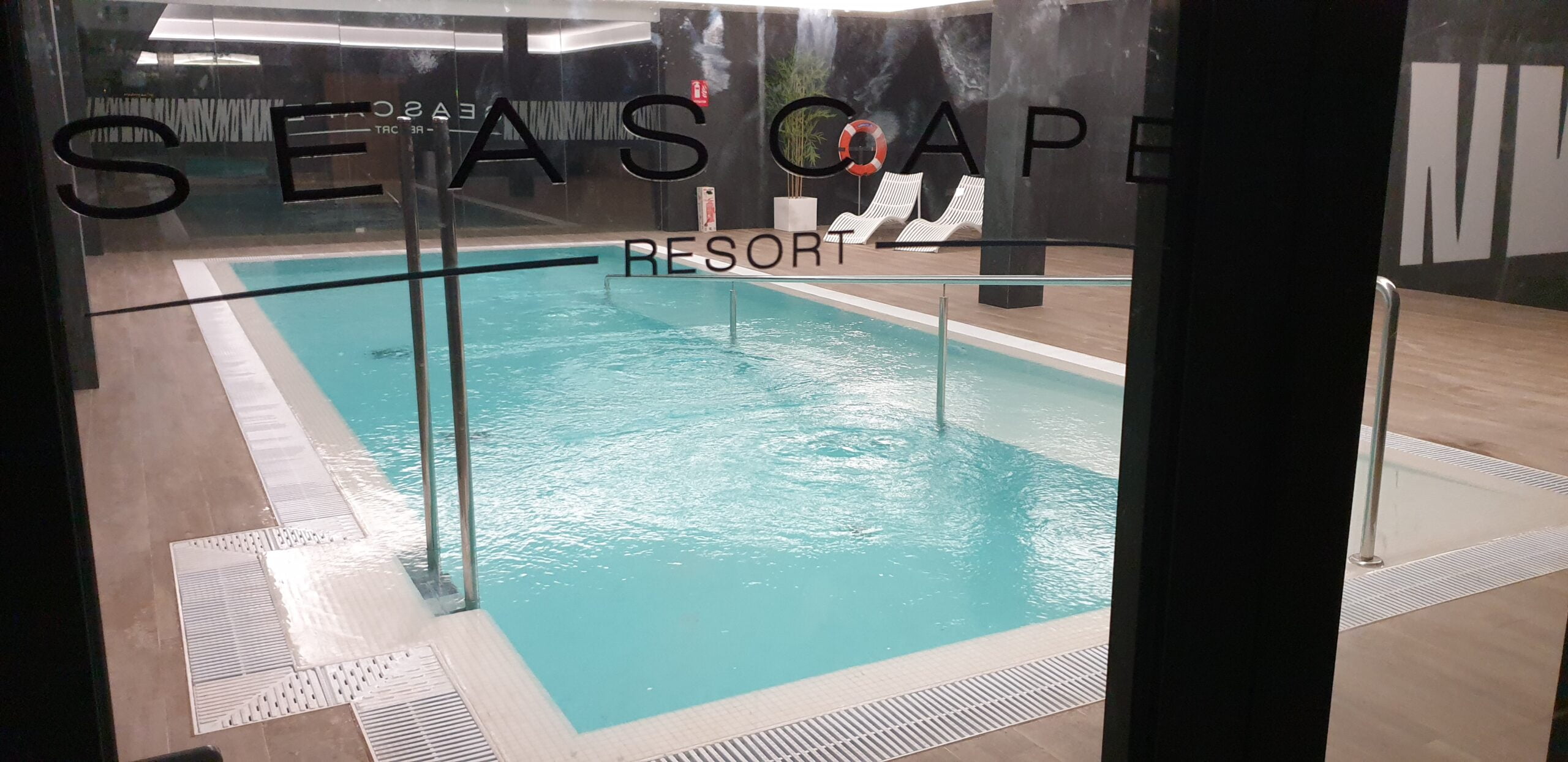 Seascape - swimming pool #2